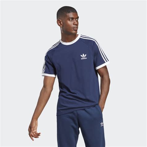 adidas adicolor shirt.